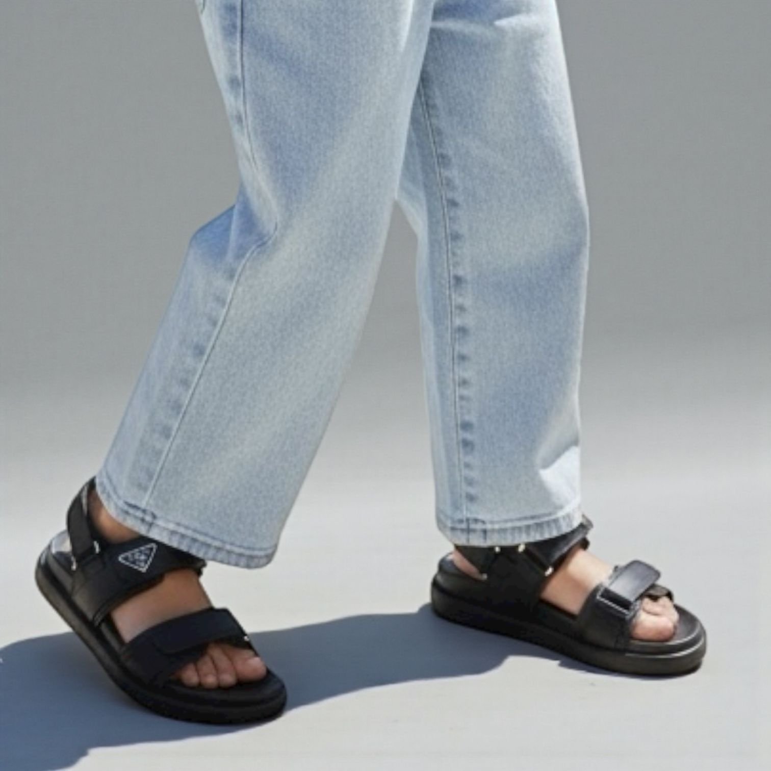 SANDALIA PRADA NIÑA IMPOTADA - Imagen 4